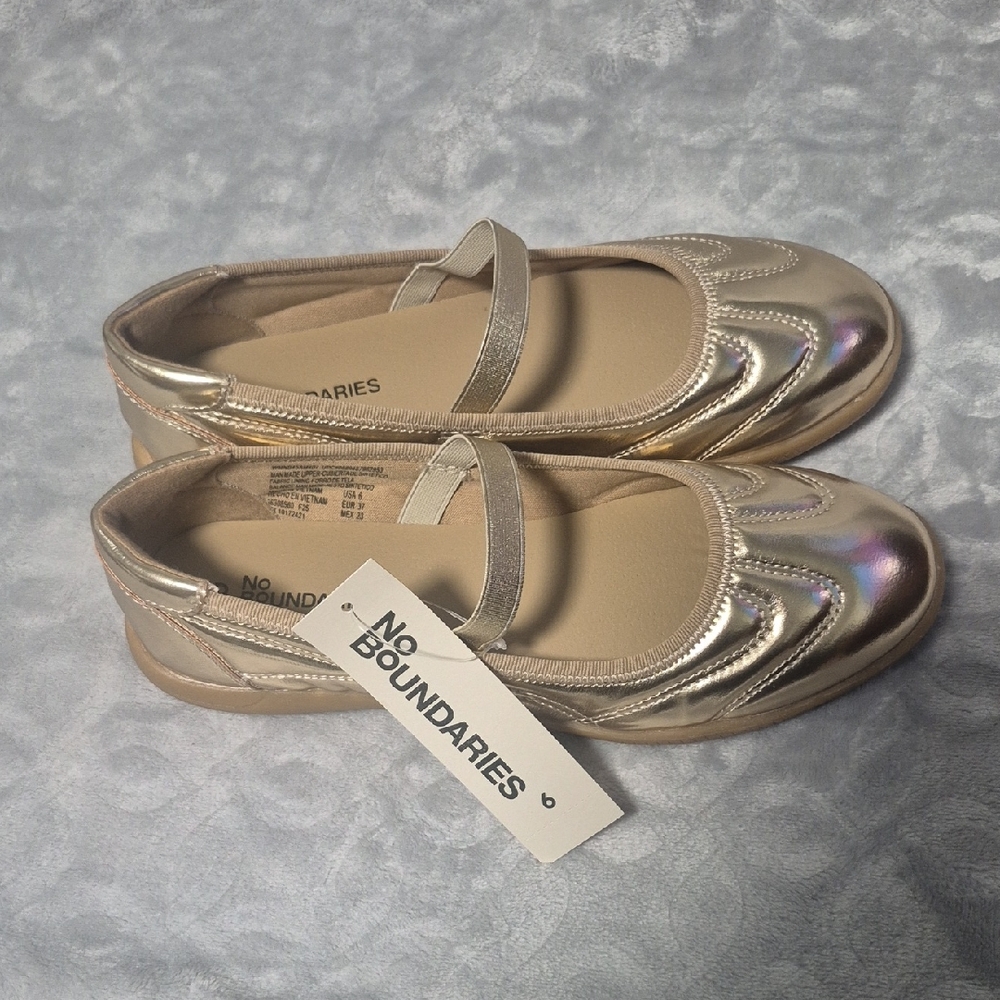 No Boundaries Women's Sporty Mary Jane Flats Gold